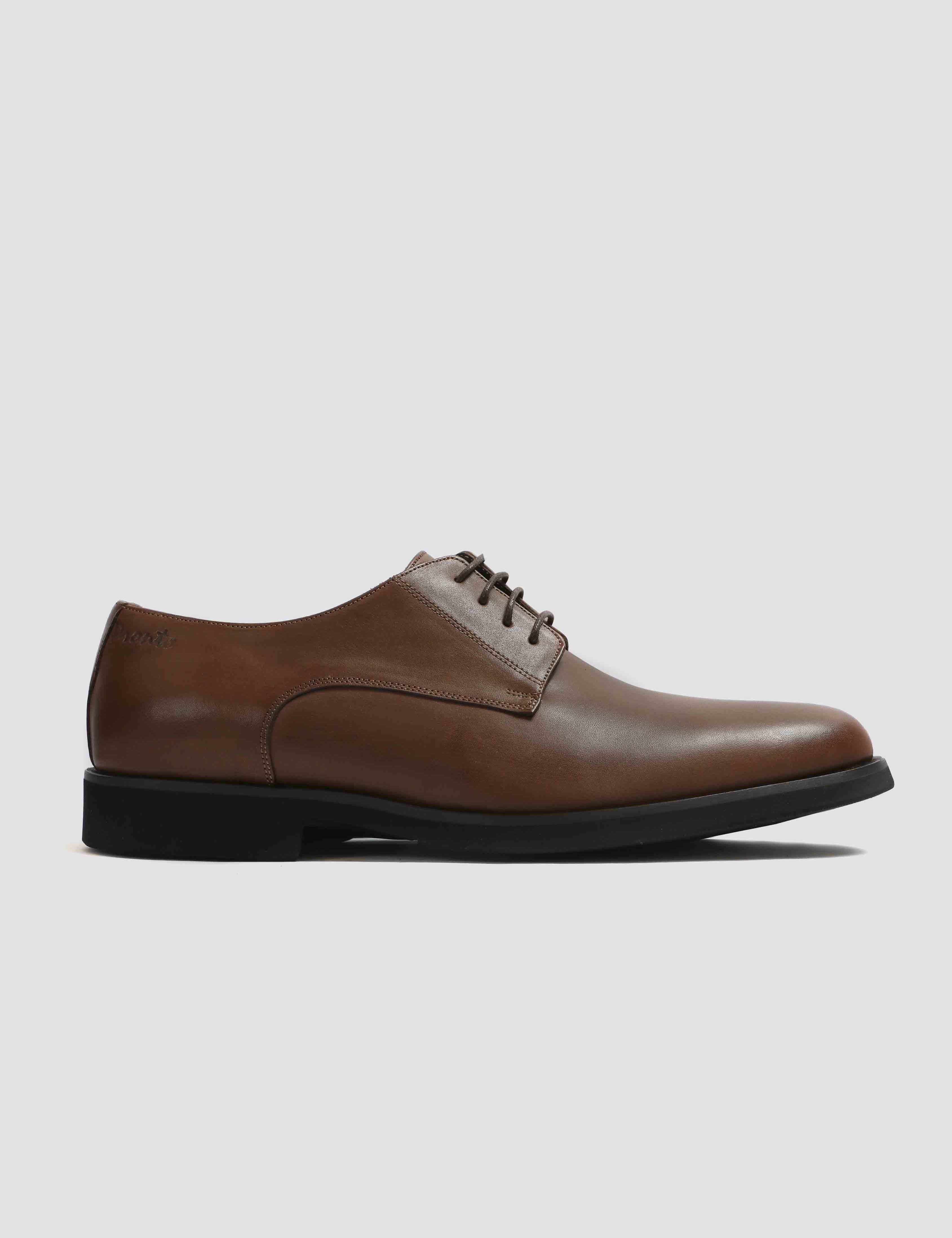 Plain Toe Blucher