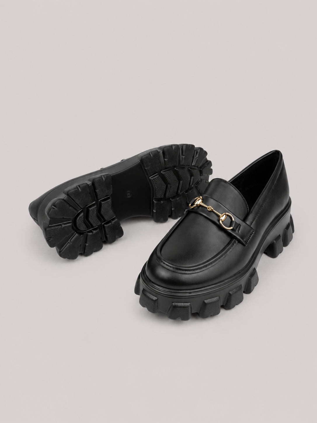 Signature Bit Loafer