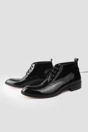 Plain toe derby boot