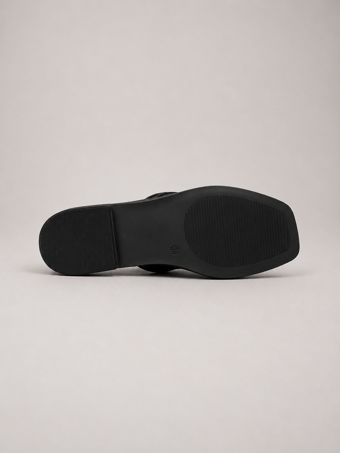 Ring Detail Slide