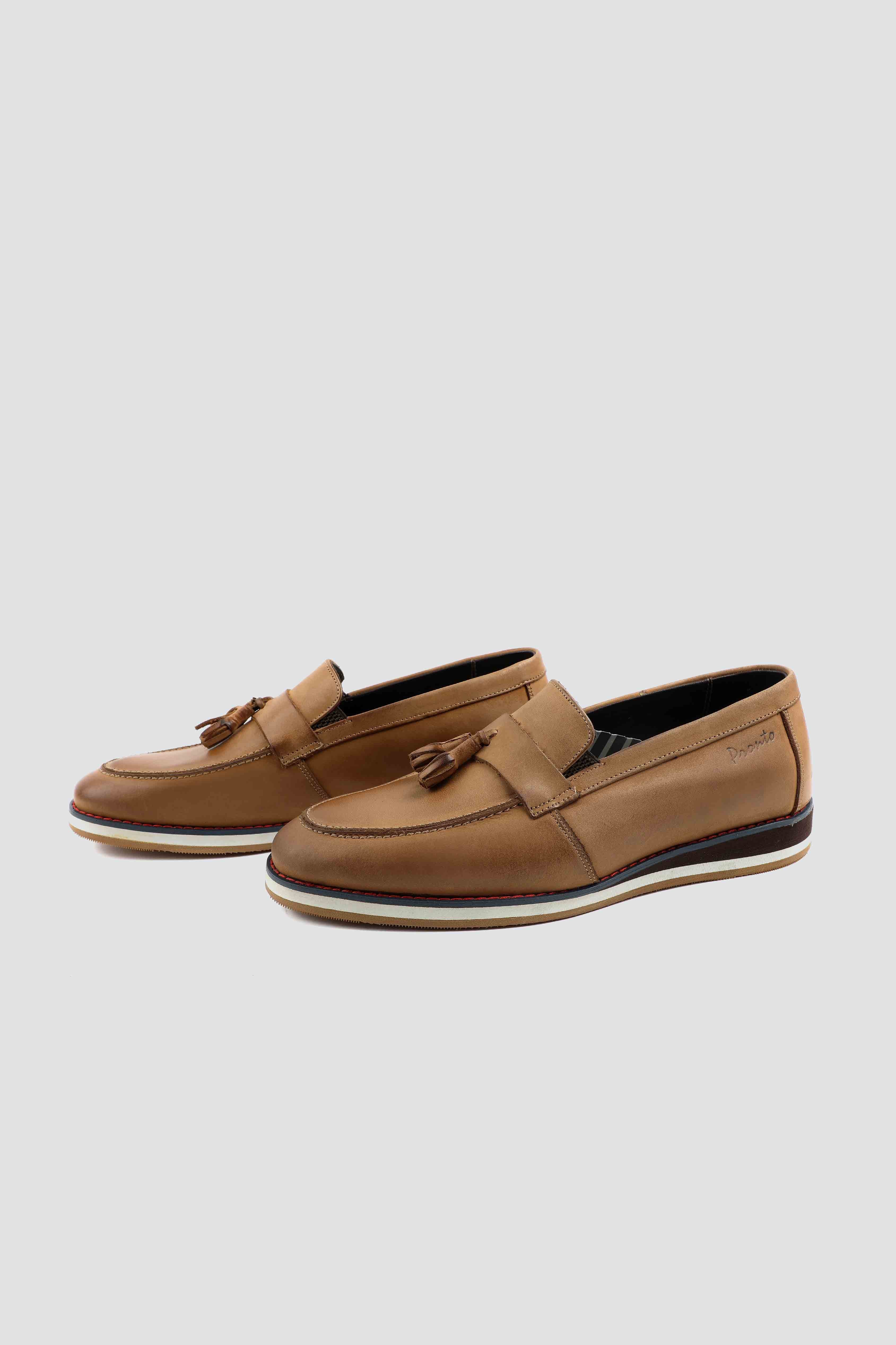 Tassel loafer