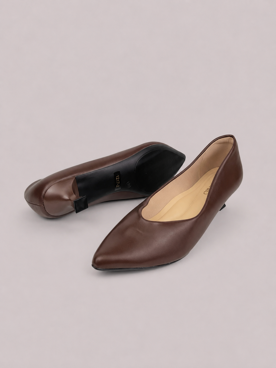 Kitten Heel Pump